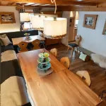 Selbstversorgerhaus Herisch 슈라드밍