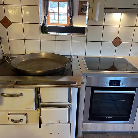Selbstversorgerhaus Herisch Holiday home