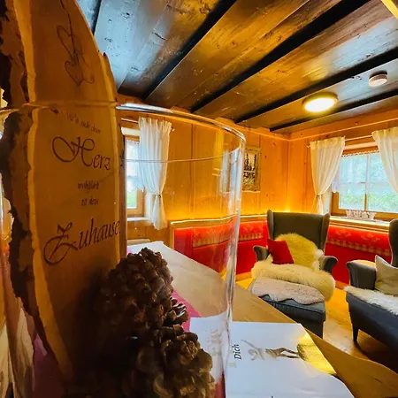 Selbstversorgerhaus Herisch Holiday home Schladming