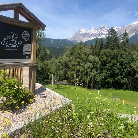Holiday home Selbstversorgerhaus Herisch *